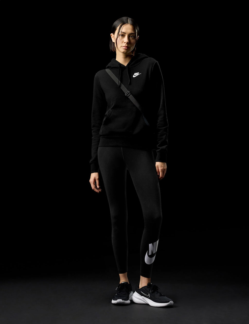 Nike Women's Sportswear Club Fleece Pullover Hoodie, Black/White, Large