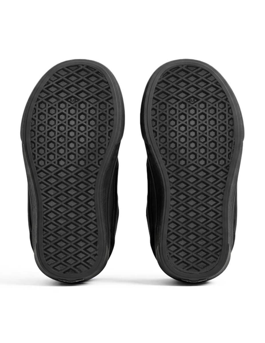 Vans Kids' Knu Skool Shoe, Suede/Canvas Triple Black, 9