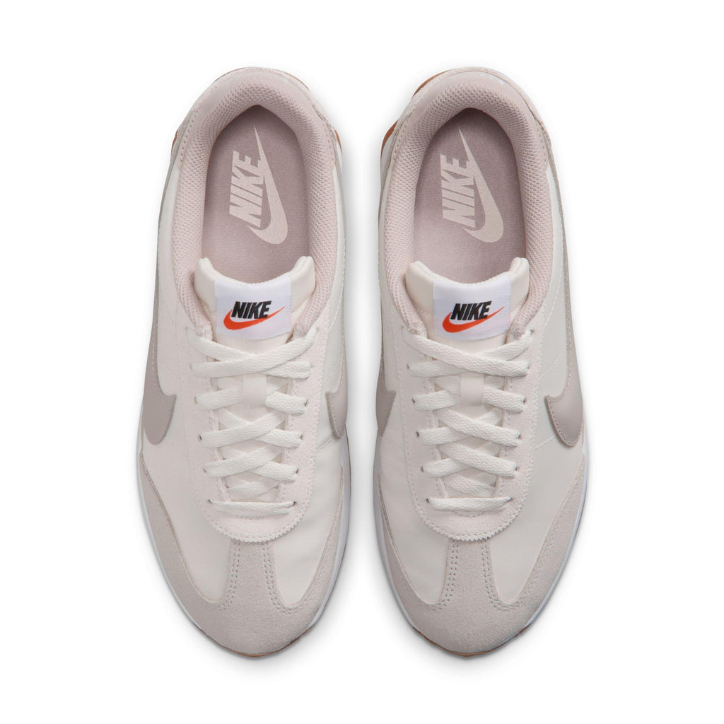 Nike Women's Pacific Shoes, Sail/Cream II-Gum Medium Brown-White, 8