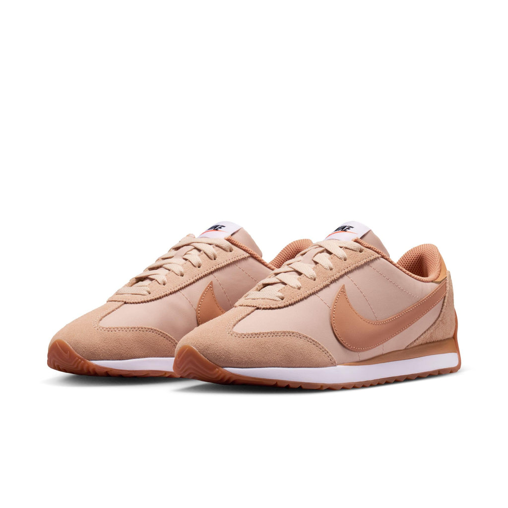 Nike Women's Pacific Shoes, Shimmer/Light Cognac-Gum Medium Brown-White, 8